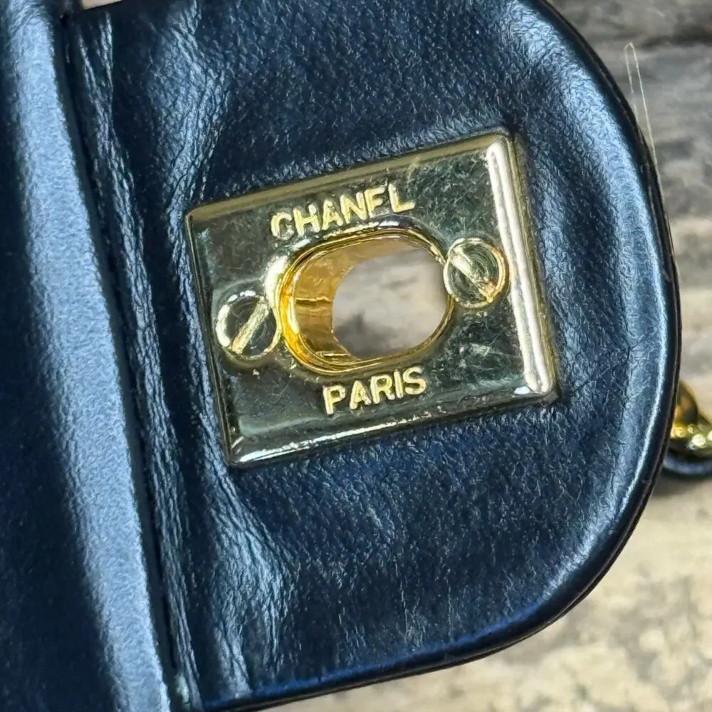 Authentic Vintage Chanel Classic Mini Flap Bag – Lambskin – Series 2 (1991-1994)